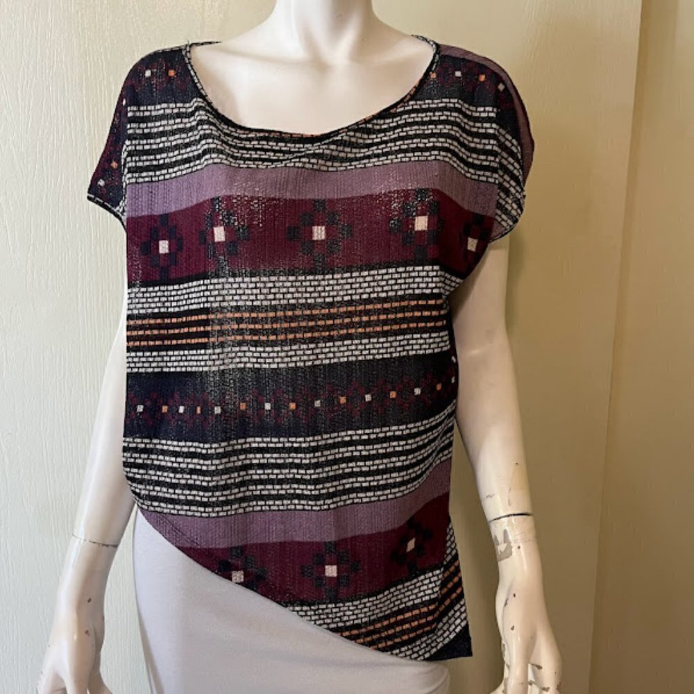 New WallpapHER Shirt XS